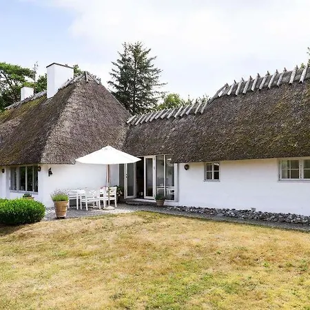 Udsholt Strand Sleeps 8 Wifi